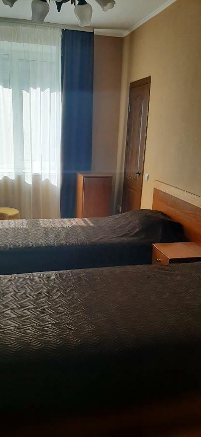 Galant Hotel Boryspilʼ Extérieur photo